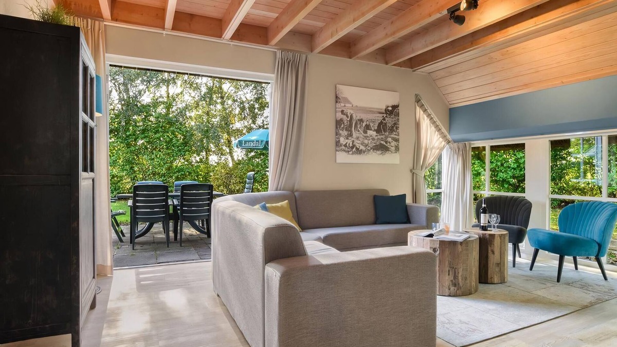 Witteveen House | Comfort 6-person bungalow in the holiday park Landal Orveltermarke