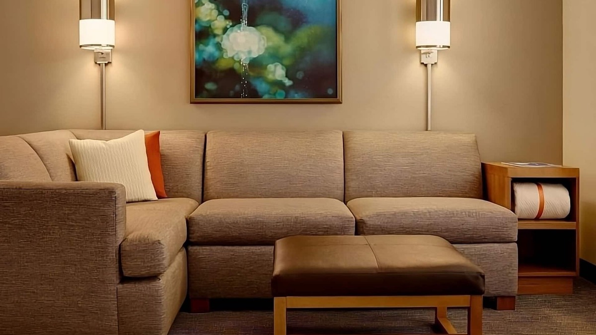 Gwinnett Place Hotel | Comfort and Convenience! Minutes Away to Sweet Water Park and Bunten Road Park