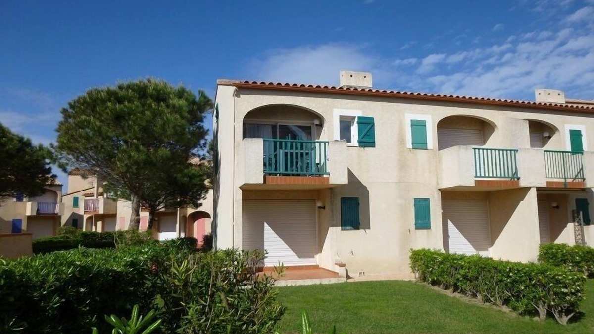 Leucate Apartment | Comfort apartment Oasis - naturist/naturist for max. 2 adults