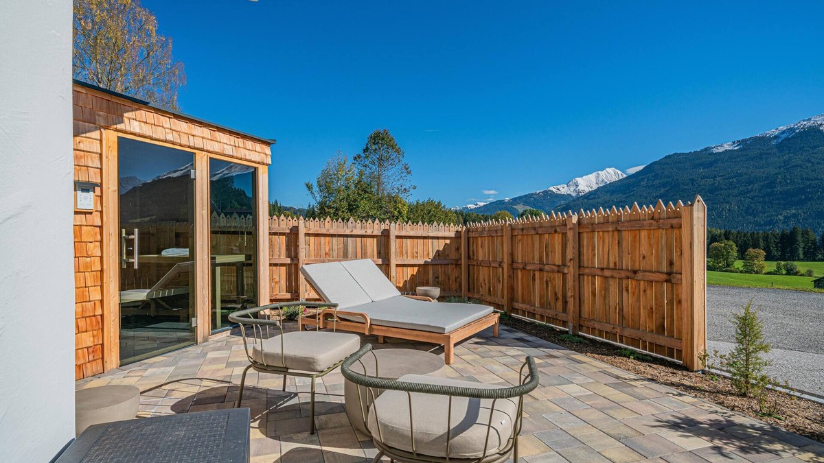 Schonbach Apartment | Comfort and relaxation with sauna and terrace