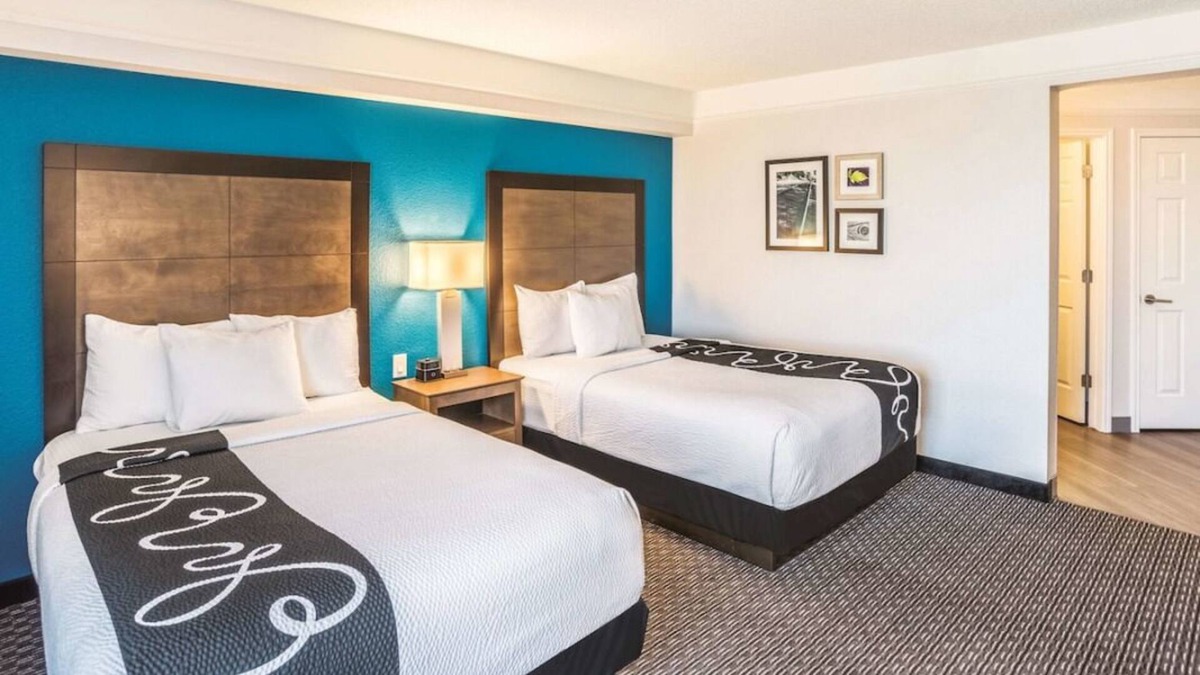 Ahwatukee Foothills House | Comfort & Convenience, 2 Sleek Units, Free Breakfast, Free Parking, Pool