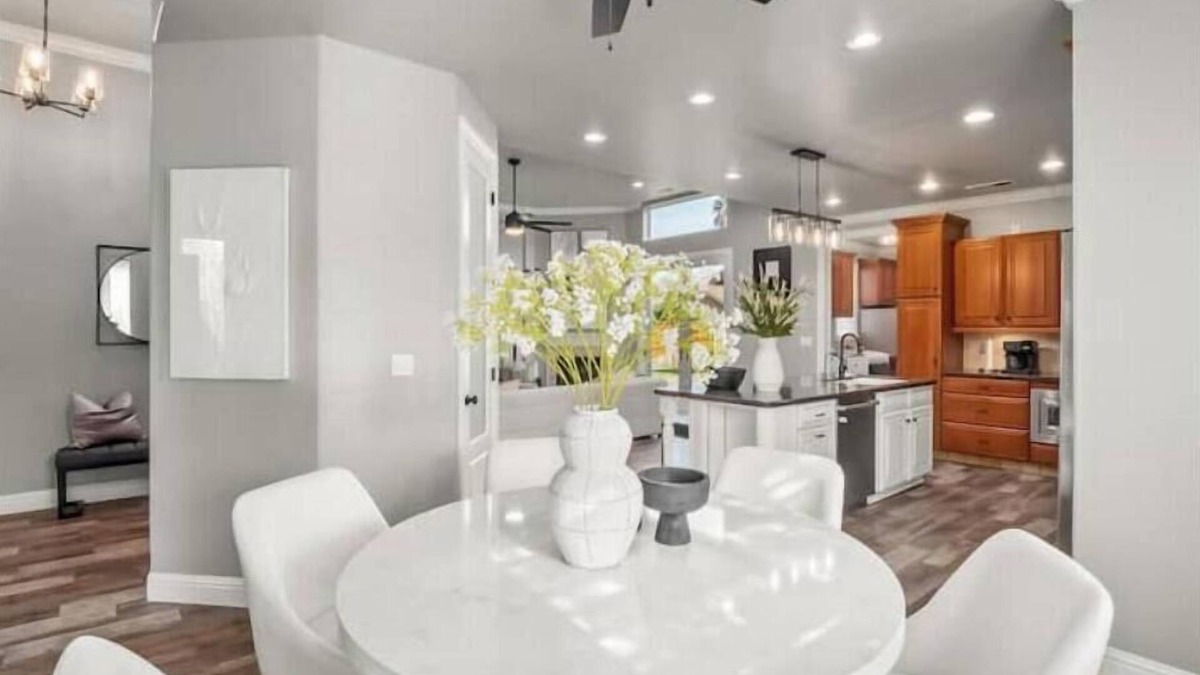 Clovis House | Comfort & Convenience: Clovis Edition