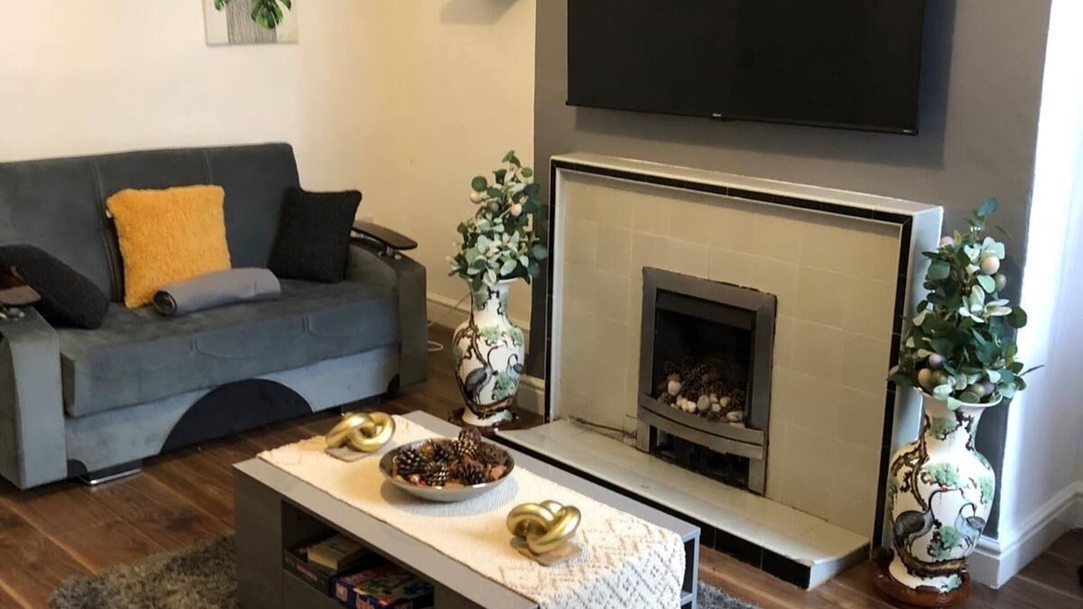 Bolton House | Comfort Home From Home Bolton Central Hilden St - Sleeps - 10