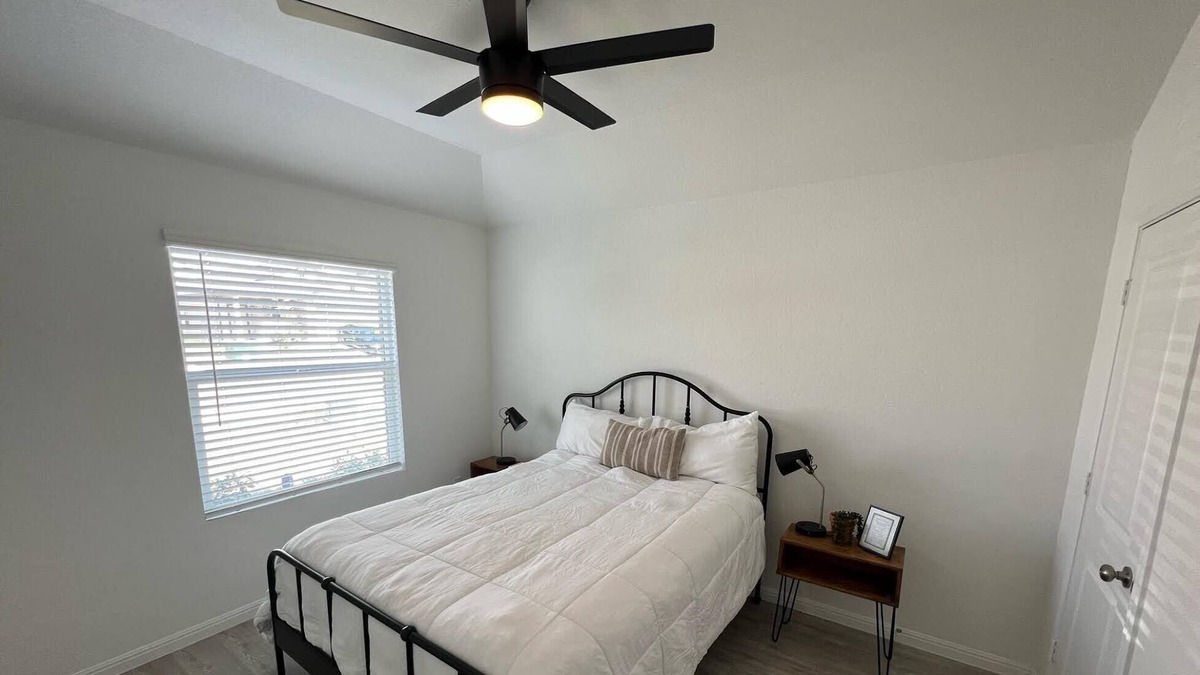 Converse House | Comfort in Converse - 3 Bedroom/2 Bath - Close to JBSA Randolph