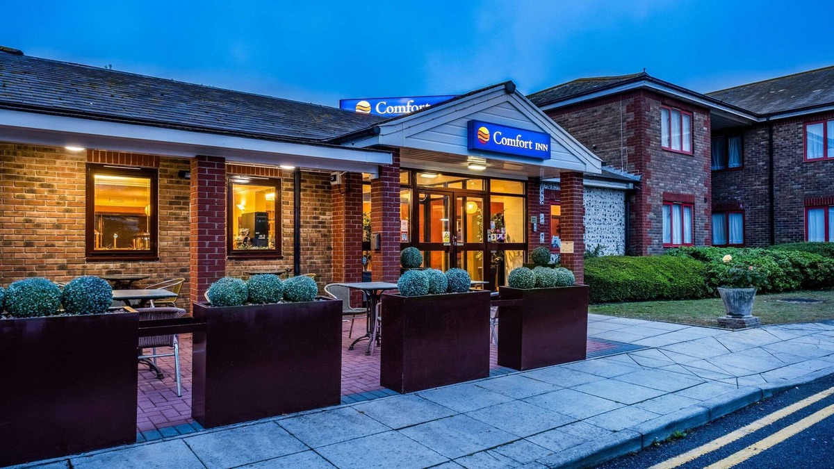 Ford Hotel | Comfort Inn Arundel