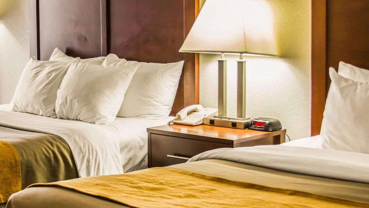 Birch Run Hotel | Comfort Inn Birch Run - Frankenmuth