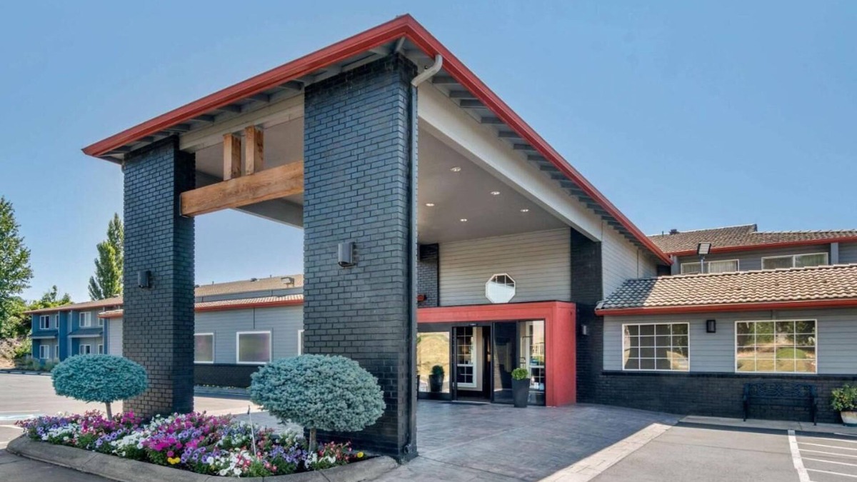 The Dalles Hotel | Comfort Inn Columbia Gorge