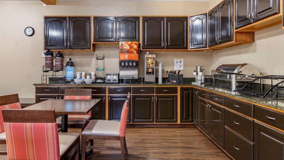Central Business District Hotel | Comfort Inn Downtown - University Area