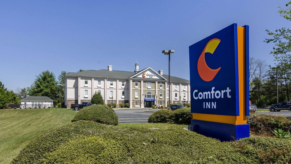 Martinsville Hotel | Comfort Inn Martinsville