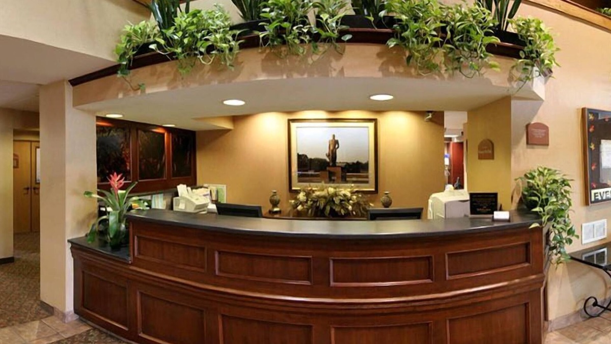 Okemos Hotel | Comfort Inn Okemos - East Lansing