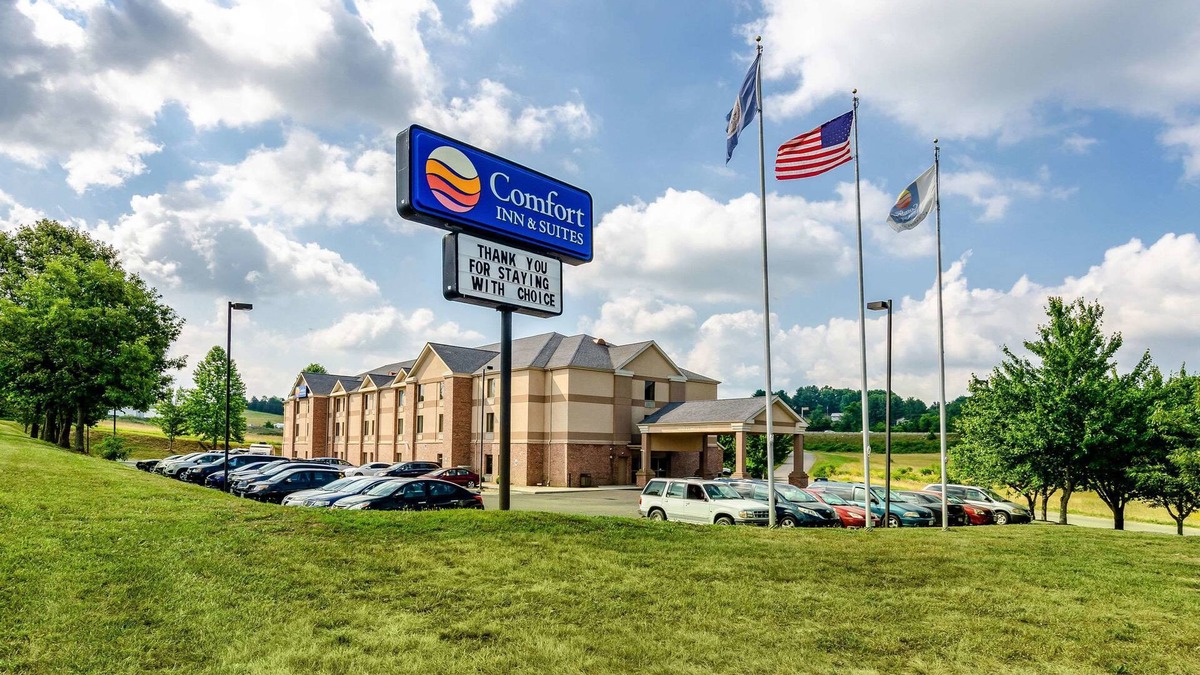 New River Hotel | Comfort Inn & Suites Christiansburg I-81