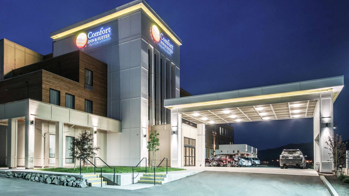 Merritt Hotel | Comfort Inn & Suites