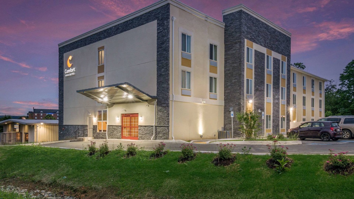 Harrisburg Hotel | Comfort Inn & Suites Harrisburg - Hershey West