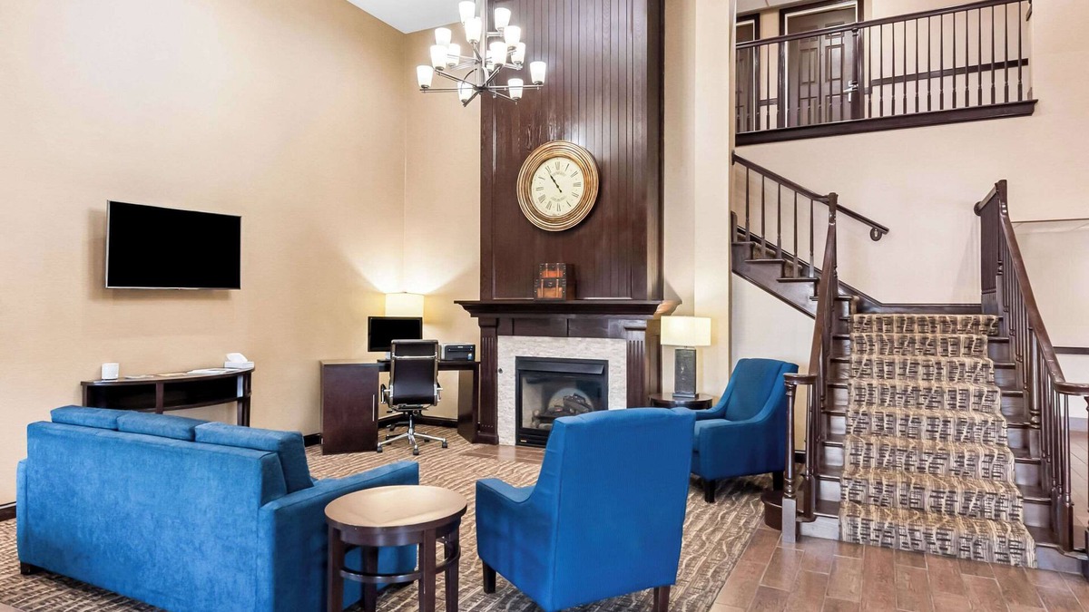 Heath Hotel | Comfort Inn & Suites Heath - Newark South