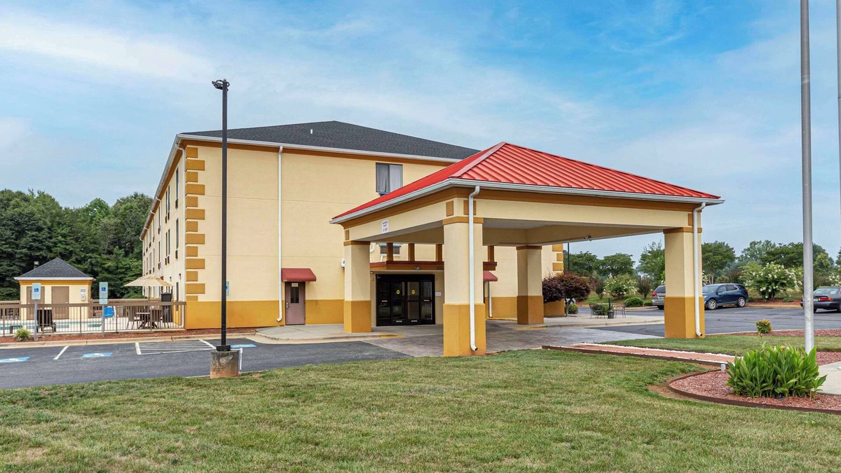 Mocksville Hotel | Comfort Inn & Suites Mocksville I-40