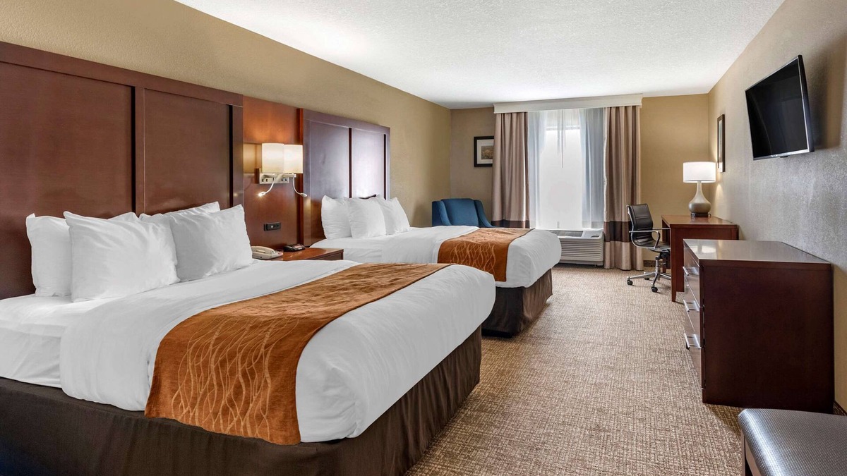 Muncie Hotel | Comfort Inn & Suites Muncie