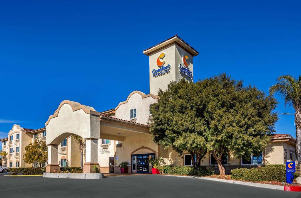 Temecula Hotel | Comfort Inn & Suites Murrieta Temecula Wine Country