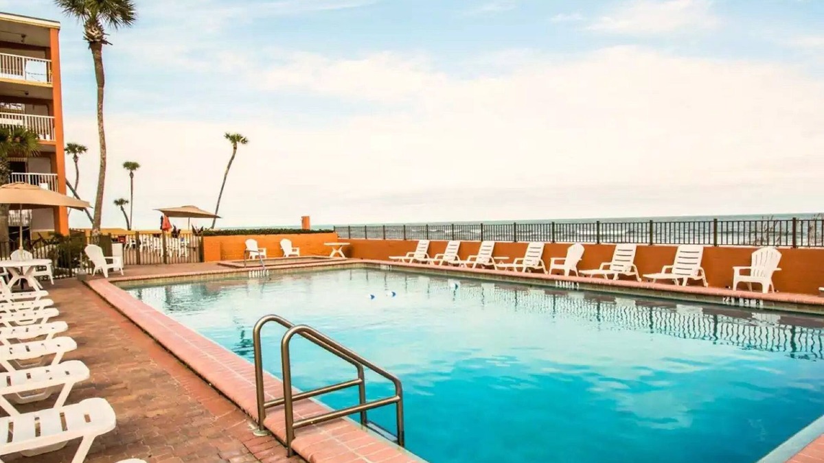 Ormond Beach Hotel | Comfort Inn & Suites Ormond Beach Oceanfront
