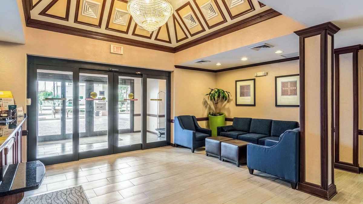 Panama City Hotel | Comfort Inn & Suites Panama City North