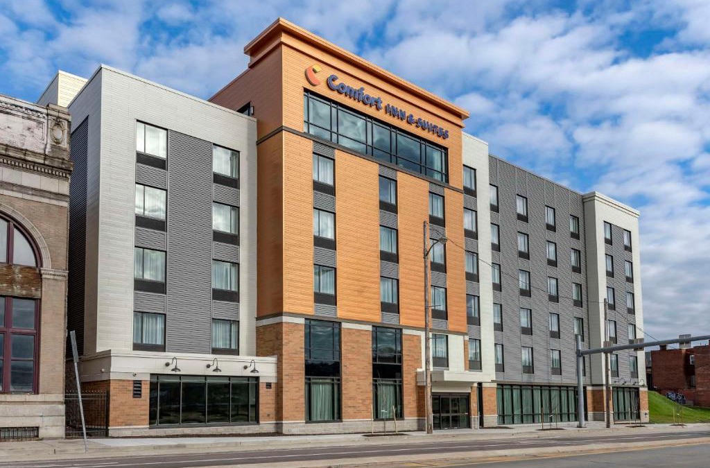 East Allegheny Hotel | Comfort Inn & Suites Pittsburgh-Northshore