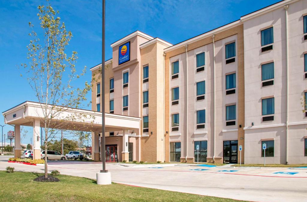 San Marcos Hotel | Comfort Inn & Suites San Marcos near Outlet Mall