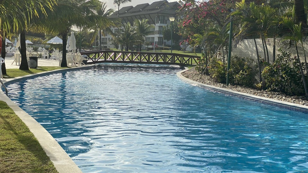 Porto de Galinhas Resort | Comfort, security, swimming pool of approximately 3,300m2, with jacuzzis.