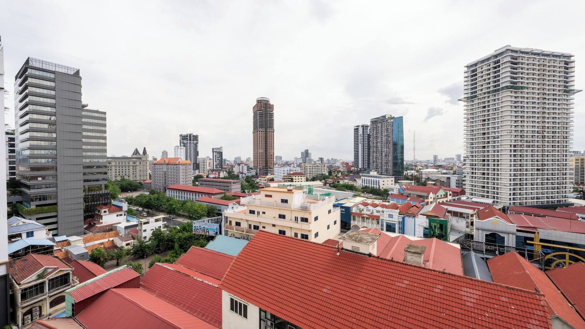 Tuol Kouk Apartment | Comfort Serviced Apartment by Soben Home