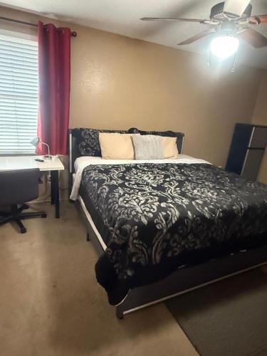 Justin House | Comfort Stays Relax in a Cozy Queen Bedroom