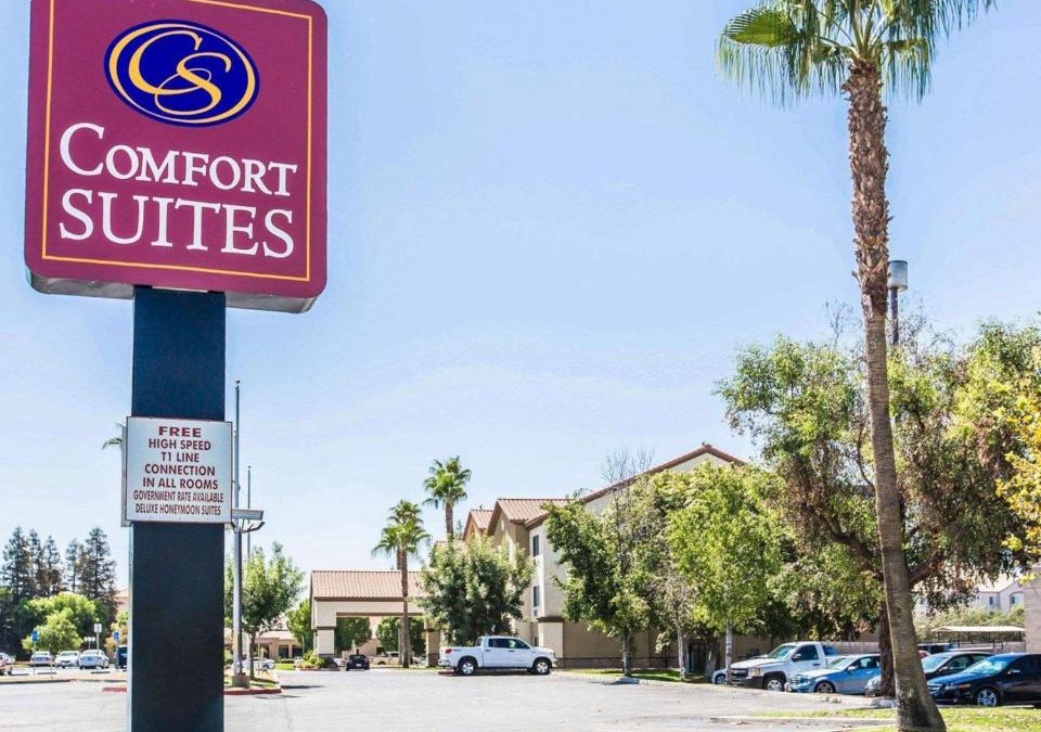 Bakersfield Hotel | Comfort Suites Bakersfield