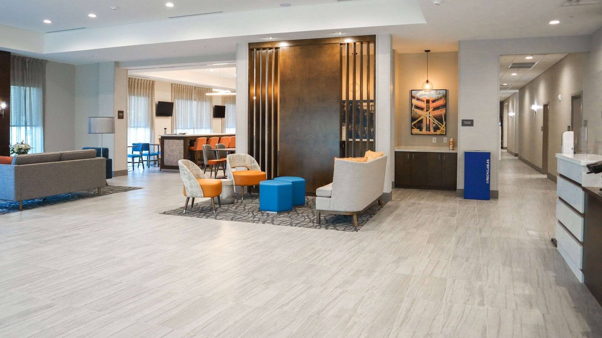 Gainesville Hotel | Comfort Suites Gainesville near University