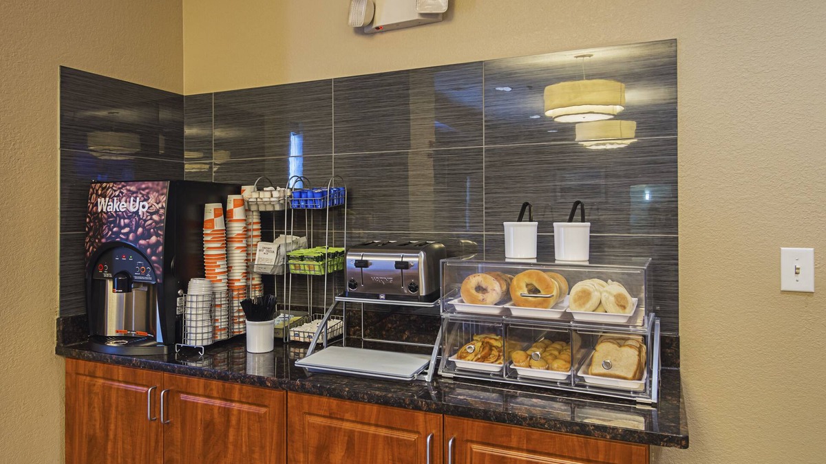 Grayslake Hotel | Comfort Suites Grayslake near Libertyville North
