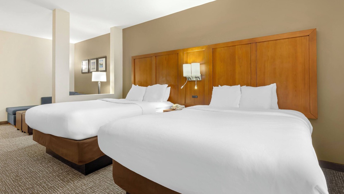 Greensboro Hotel | Comfort Suites Greensboro - High Point