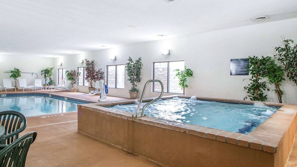 Jefferson City Hotel | Comfort Suites Jefferson City