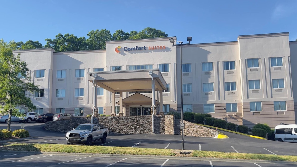 Southeast Raleigh Hotel | Comfort Suites Raleigh Walnut Creek