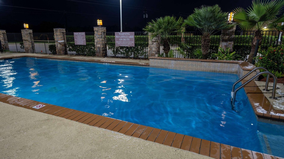 El Lago Hotel | Comfort Suites Seabrook - Kemah
