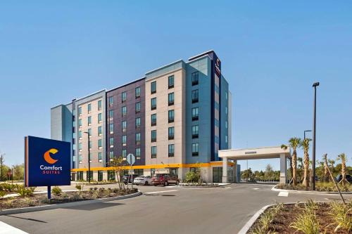 Titusville Hotel | Comfort Suites Titusville near Kennedy Space Center