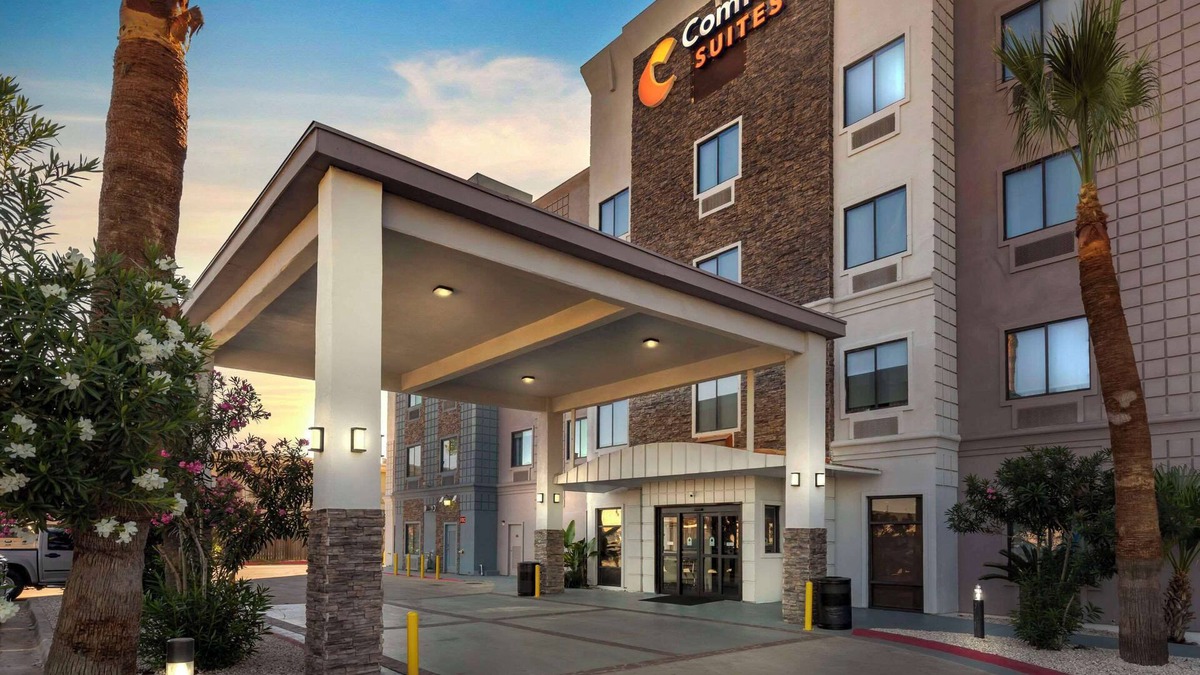 Bonanza Hotel | Comfort Suites