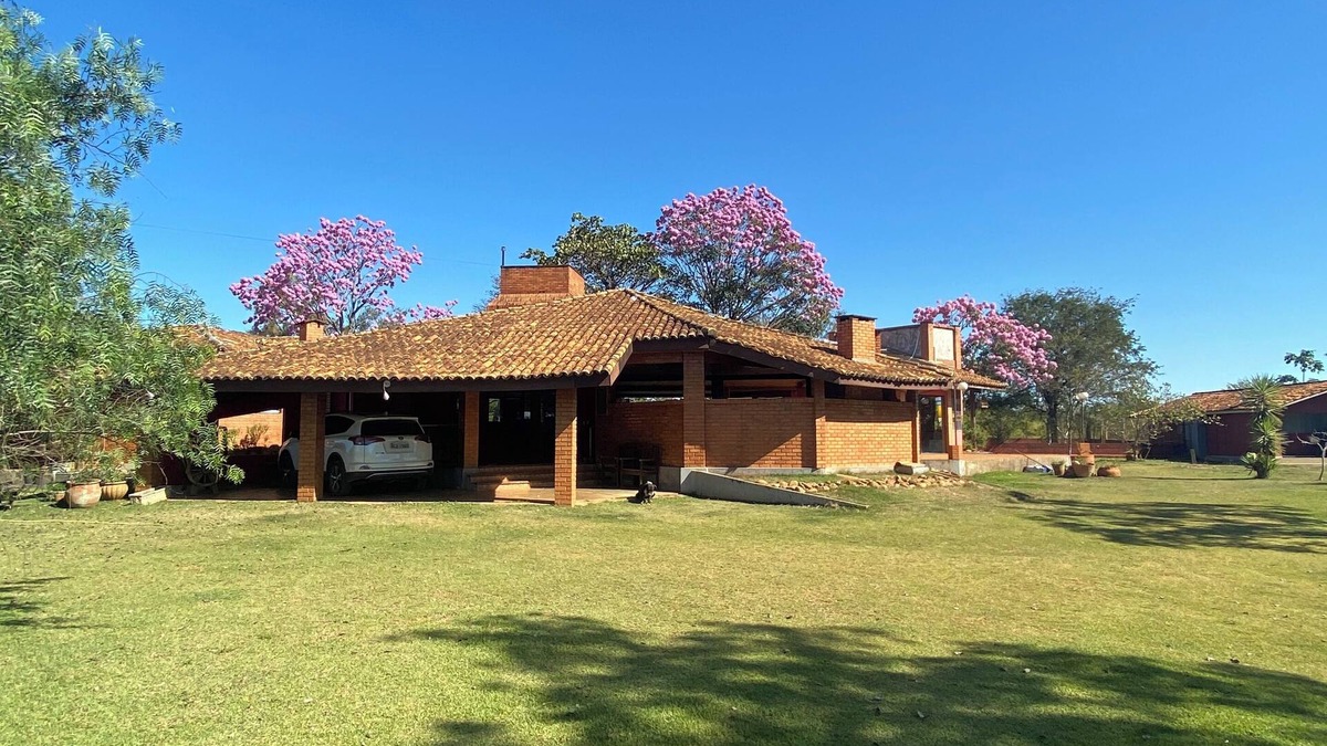 Chapada dos Guimaraes Cottage | Comfortable country house, parking, garden, SPA, football, 2km from the center.