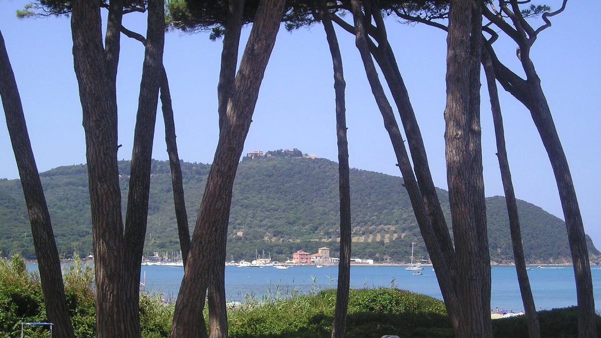 Piombino House | Comfortable and fresh nature house and sea in Tuscany Gulf of Baratti