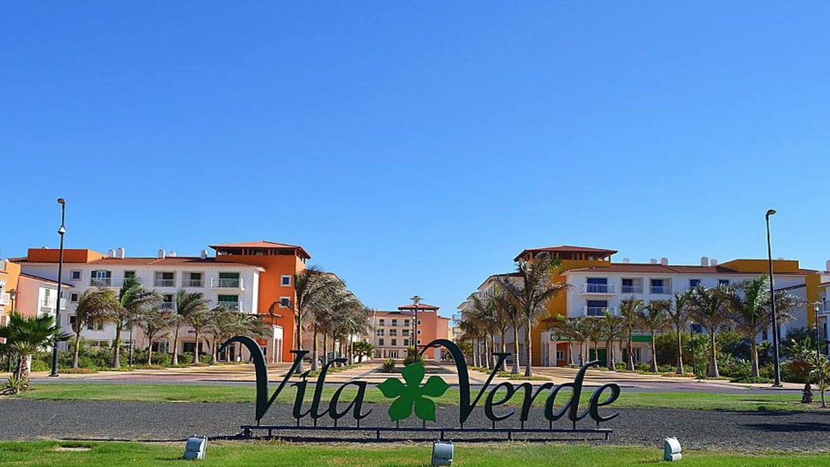Santa Maria Apartment | Comfortable 2 Bed 2 Bathroom Apartment