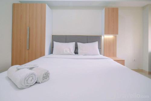 Bekasi Apartment | Comfortable 2BR Apartment at Springlake Summarecon Bekasi By Travelio