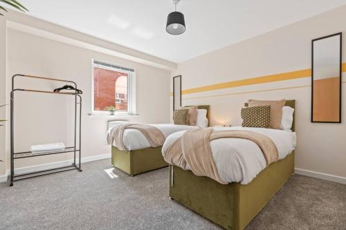 Leicester City Centre Apartment | Comfortable 3-Bed Flat for 7 Guests, Ideal Family Stay in Prime Area with Fast Wi-Fi