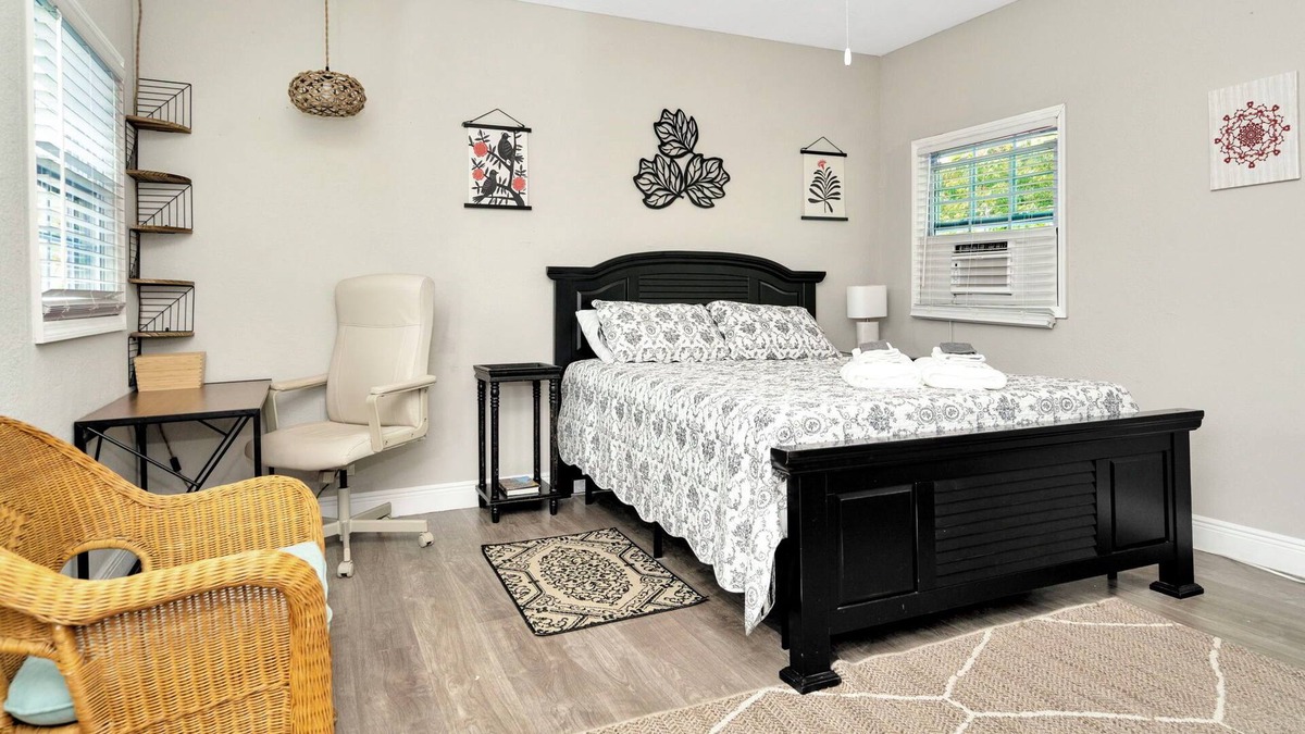 Ybor City Apartment | Comfortable and Clean Apartment in Historic VM Ybor home. Close to everything!