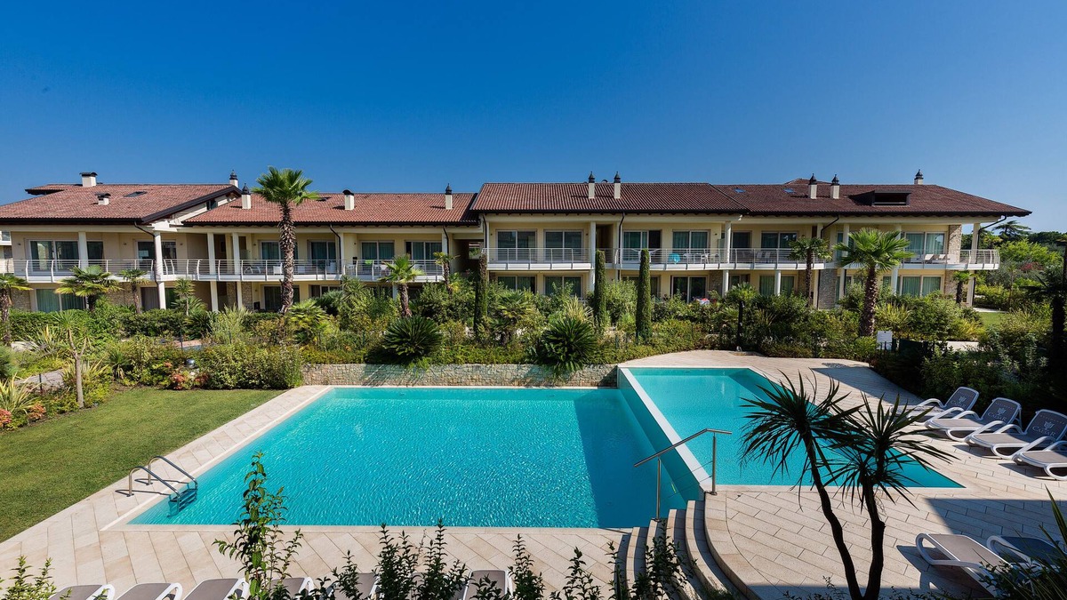 Colombare Apartment | Comfortable and modern apartment one step away from the lake