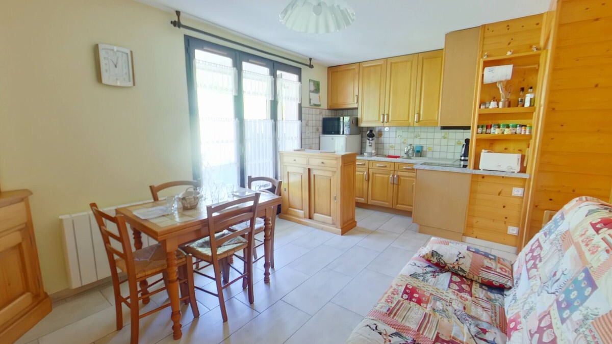 Les Rousses Apartment | Comfortable apartment with terrace and Wi-Fi in Les Rousses