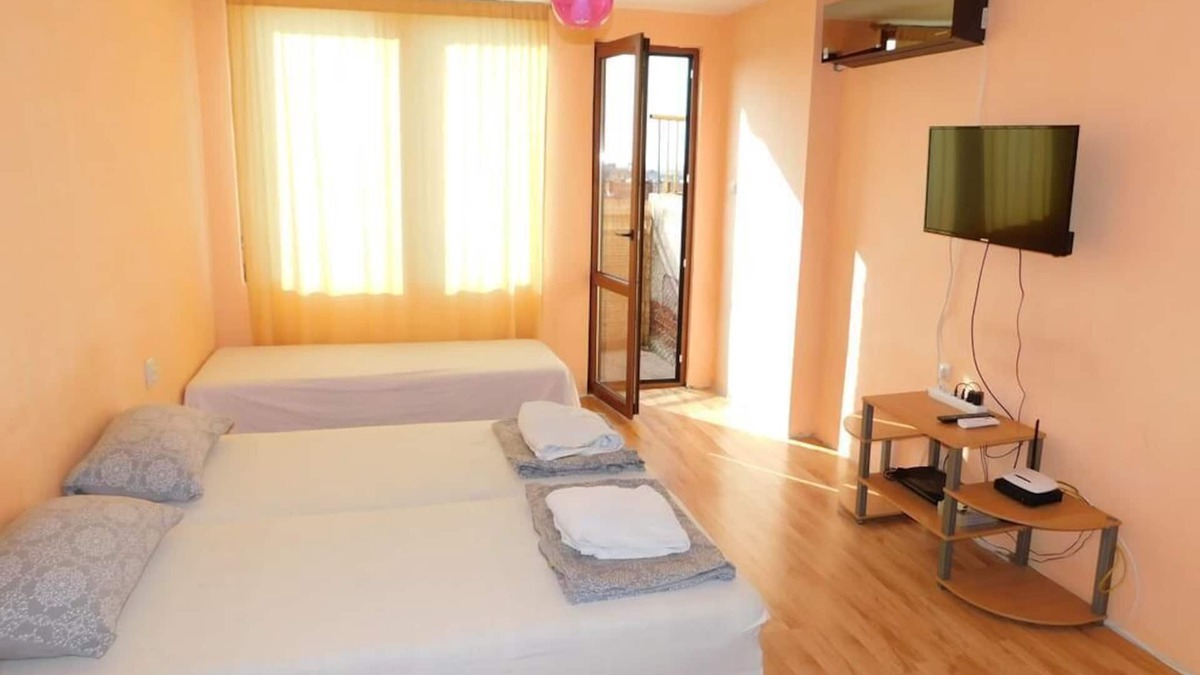Ruse Apartment | Comfortable apartment Freya be our guest and feel like home.