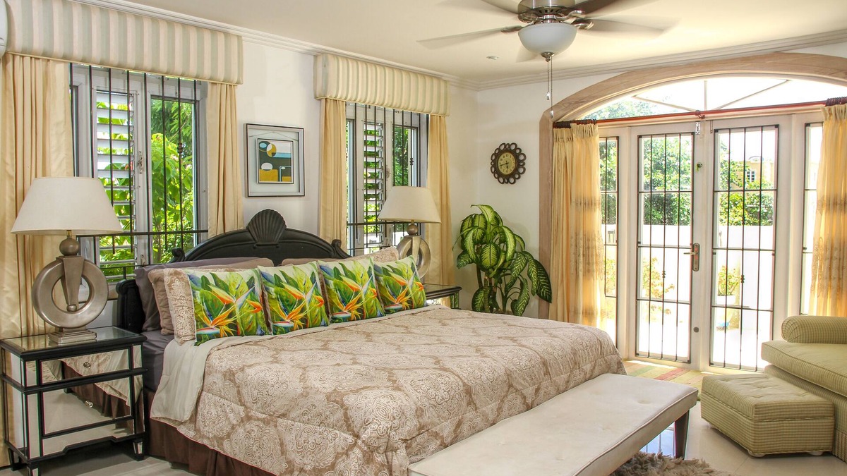 Warners Apartment | Comfortable, cozy, King Bedroom Suite in a lovely private residence