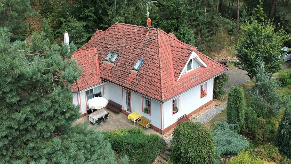 Klokoci House | Comfortable detached house with large garden