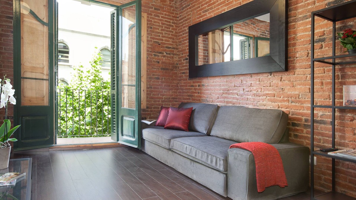 La Sagrada Familia Apartment | Comfortable family apartment with balcony