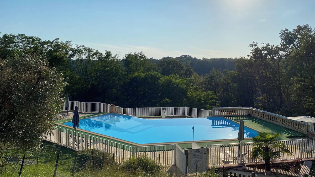 Cublac House | Comfortable family home in Périgord. Sleeps 6. Pets allowed.